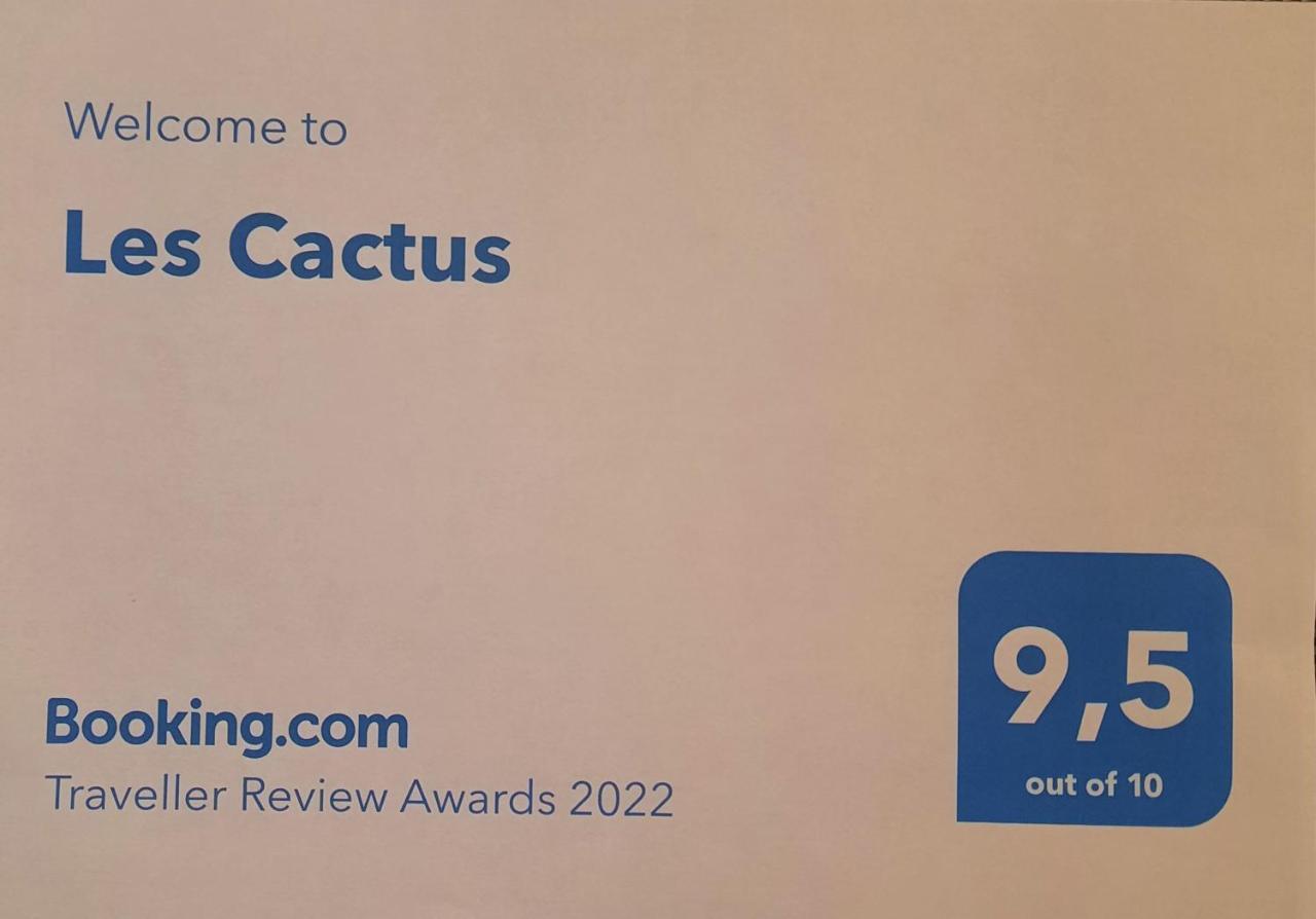 شقة سانت إتيان  في Les Cactus المظهر الخارجي الصورة